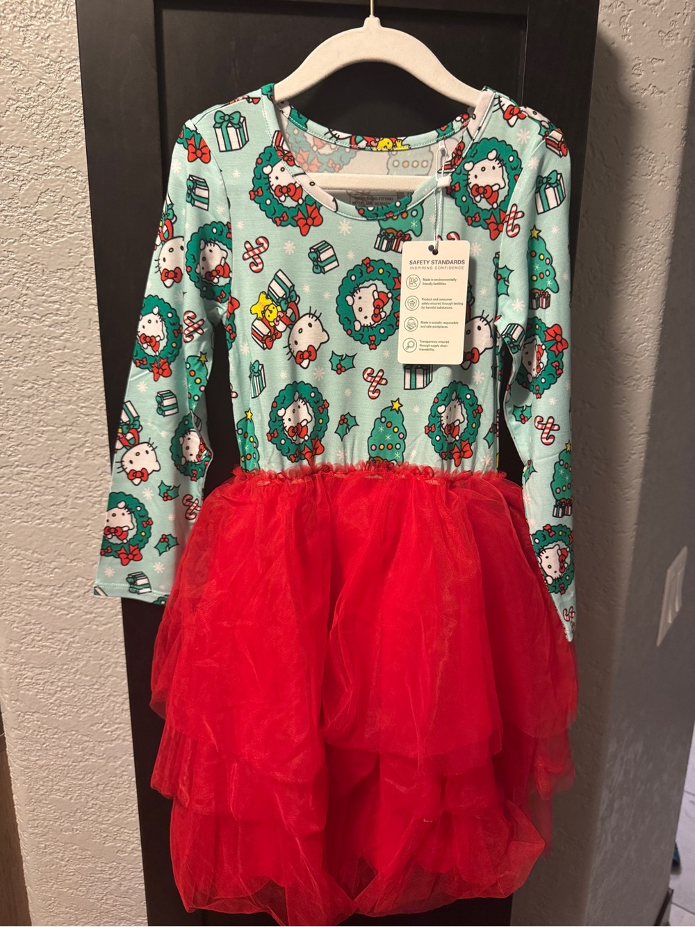 Hello Kitty NWT GIRLS 5/6 Bamboo Holiday Wreath Dress with Red Tulle Skirt